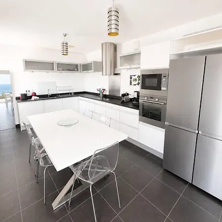 T4 D'exception Avec Balcon Et Vue Sur La Apartamento *